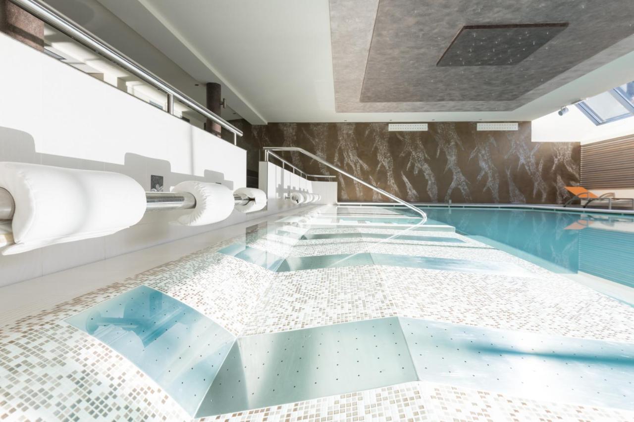 Hotel Crepei Pozza di Fassa Luaran gambar